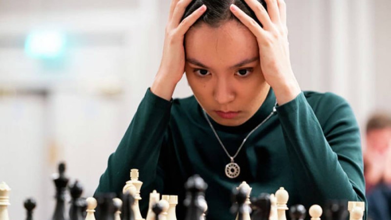 Динара Сәдуақасова әлемдегі үздік 10 шахматшының қатарына енді