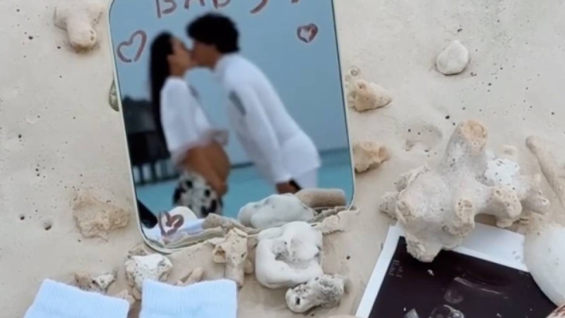 Айжұлдыз Адайбекова тағы да ана атанбақ 