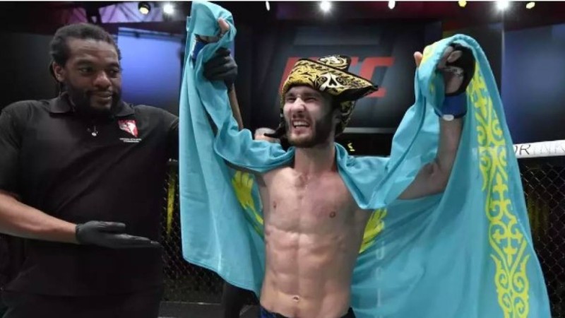 Қазақстандық Сергей Морозов UFC-де жеңіске жетті