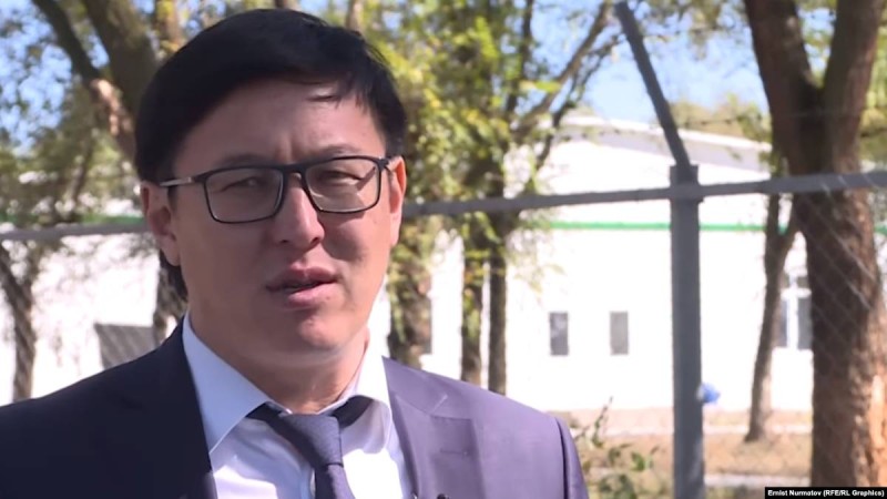 Алматы әуежайында ұсталған қырғыз кәсіпкері Кенжебаев 2 айға қамалды