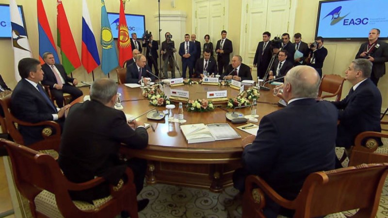 Путин Назарбаевқа алғыс айтты – видео