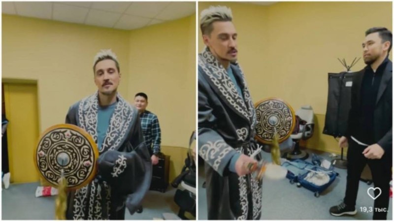 Әмре Дима Биланға қазақтың шапанын сыйлады (видео)