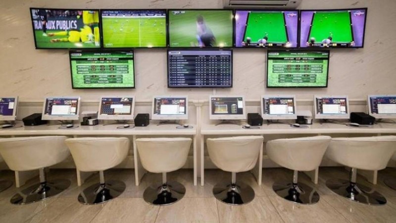 "Аспанға қараймын, жұлдызды санаймын..."