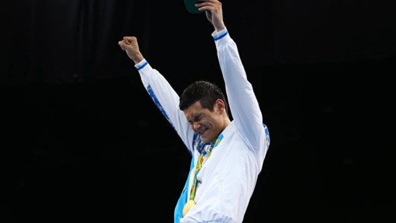 Төреші жекпе-жекті тоқтатты: Елеусінов қарсыласын жойқын нокаутқа түсірді