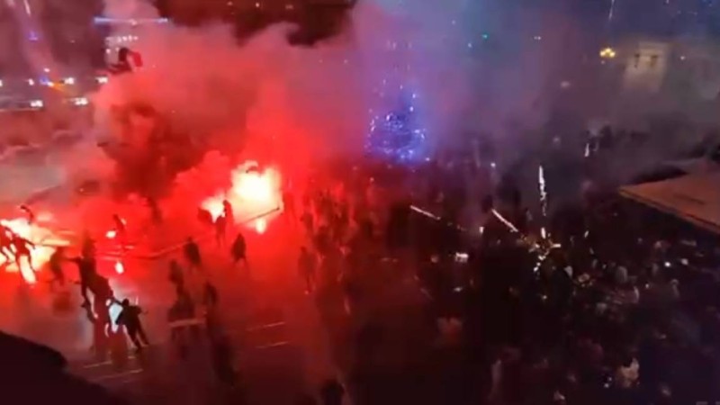 Франция қалаларында марокколықтар шу шығарып, тәртіпсіздік жасады (видео)