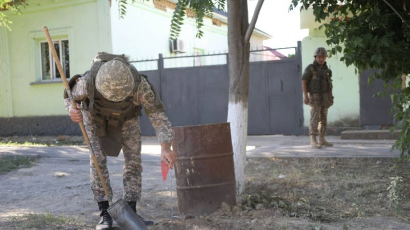 Қазақстанда әскери арсенал маңында құрылыс салғандар жазаланады