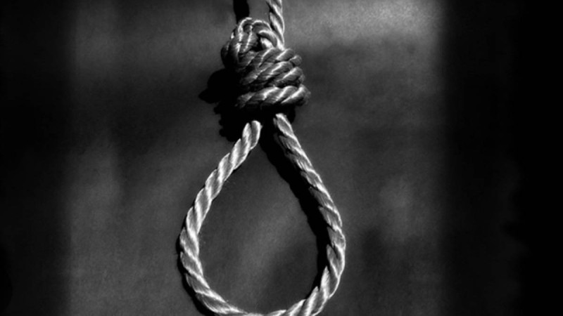 Маңғыстау облысында ер адам мен үш бала дарға асылған күйде табылды