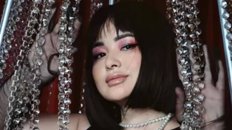 "Ол – рас": Тұрсынбек Қабатовтың әйелі жеке өміріне қатысты құпияның шетін шығарды