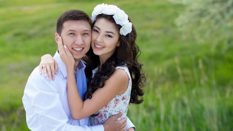 "Бауырының 80%-ын алып тастады": Әлия Әнуарбек күйеуінің неден қайтыс болғанын айтты