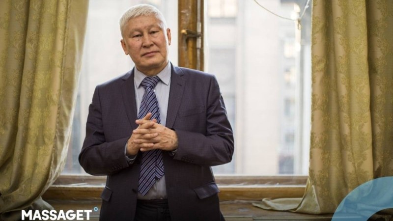 Асқар Жұмаділдаев: Кеше арақ ішкен адамдар бүгін молда болып жүр. Бұл - екіжүзділік