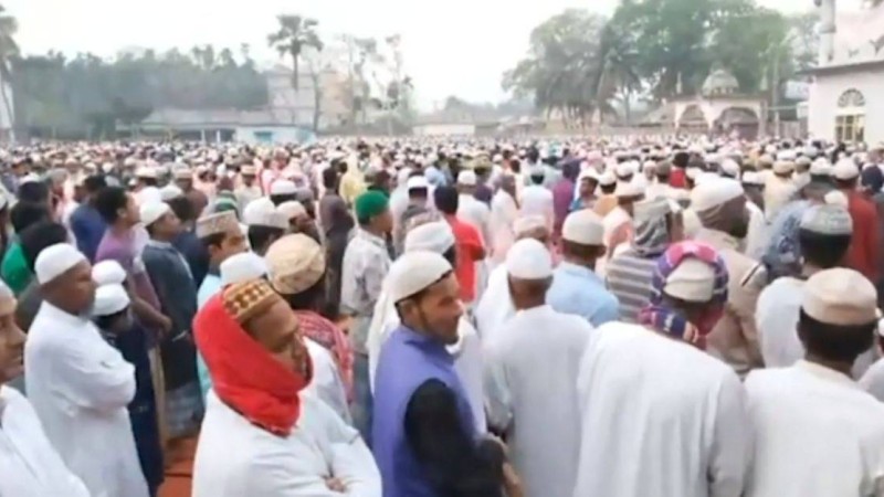 Мыңдаған мұсылмандар коронавирусқа қарсы дұға етуге жиналды (видео) - Қазақстан жаңалықтары