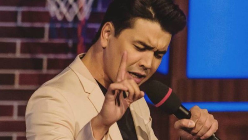 Танымал әнші Нұрболат Абдуллин Төреғалиді басып озды