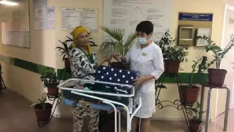 Шымкентте 41 жастағы әйел оныншы баласын босанды