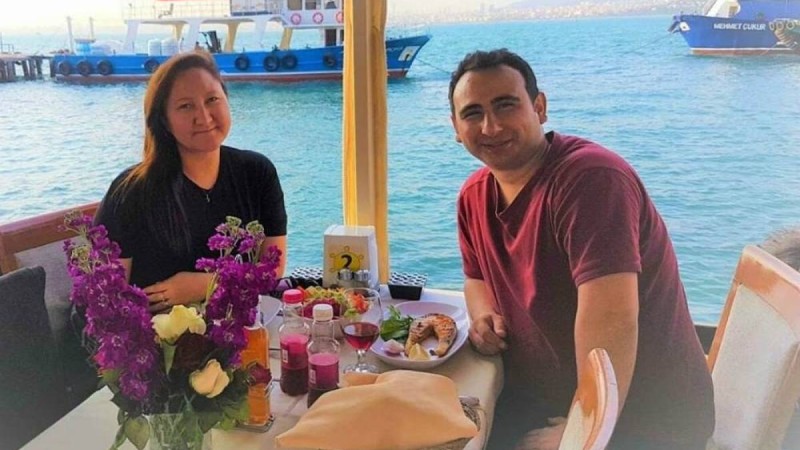 "Түріктер отаны, елдің туы үшін жандарын қиюға әзір": Стамбулға көшіп кеткен жерлесіміз жаңа елде көріп-білгені туралы - Қазақстан жаңалықтары