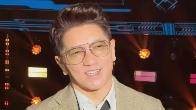 «Масқара!»: Сәкен Майғазиев ұлының тойын онлайн көрсету үшін 1380 теңгеден алады