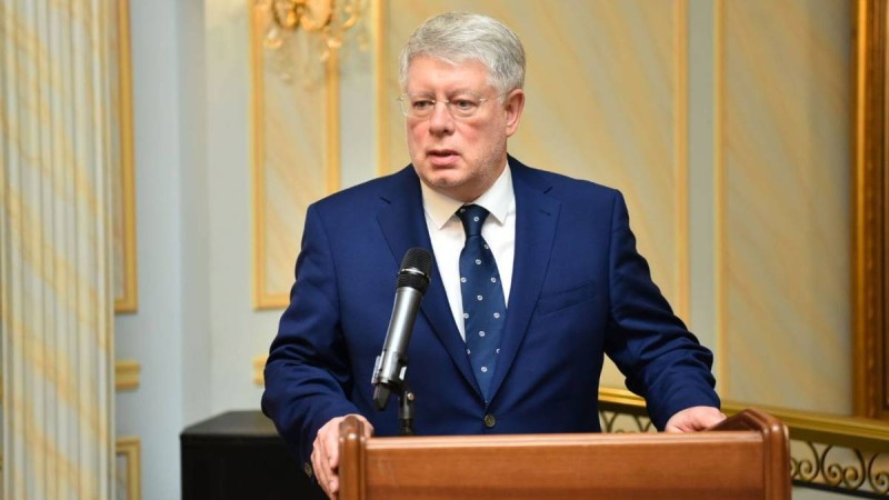 "Жаман үйді, қонағы билейді": Қоғам белсендісі Қазақстандағы Ресей елшісін ауыстыруды талап етті