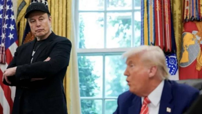 Саяси күрес пе, қойылым ба? Трамп пен Маск текетіресті