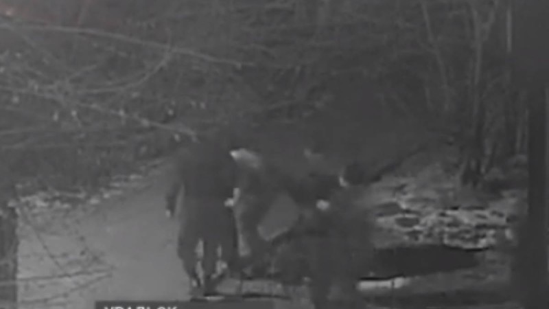 "Көзін ағызып, қолын жұлып алған": Оралда сотталған күзетшілердің біріне рақымшылық жасалды