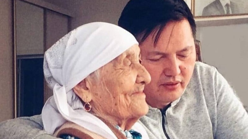Бейсен Құранбектің әжесі дүниеден озды