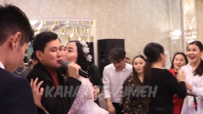Той кезінде әншіні сүйген қалыңдық жұртты шулатты (видео)