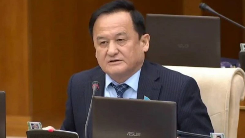 Қазақ елінің қай тілде сөйлейтінінде Ресей елшісінің не шаруасы бар? - Қазыбек Иса