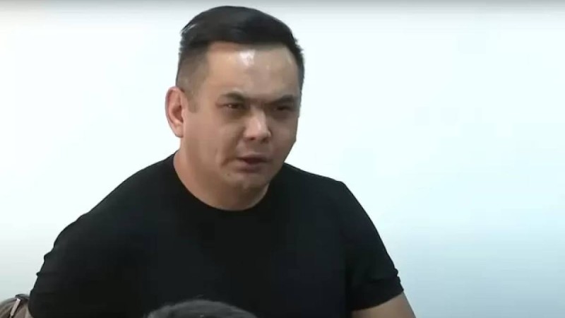 «Кірмеңіз»: Шерзат Полаттың ісі бойынша сотқа қатысқан Жан Ахмадиевті судья қуып шықты