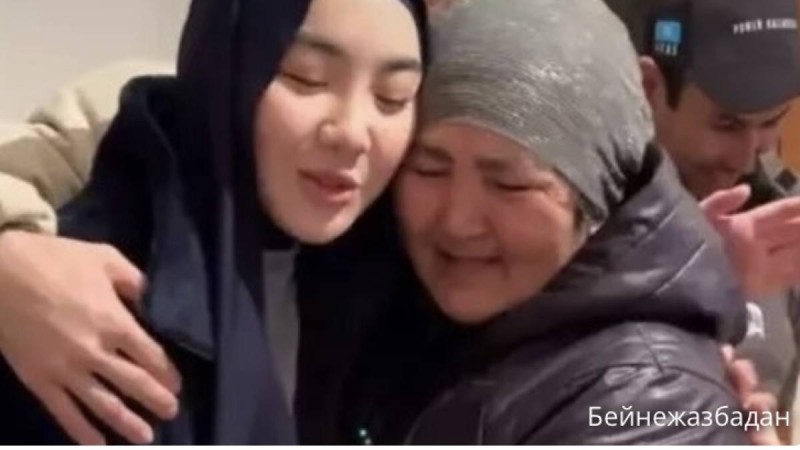 10 сағатта қаржы жинап, Төреғали Төреәлінің қарындасы бір анаға екі бөлмелі пәтер сыйлады