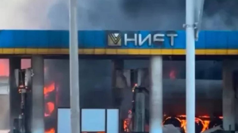 "Ерлі-зайыпты бірге жұмыс істеген": Құлсарыдағы жанармай құю бекетіндегі жарылыстан қаза болғандар туралы ақпарат белгілі болды