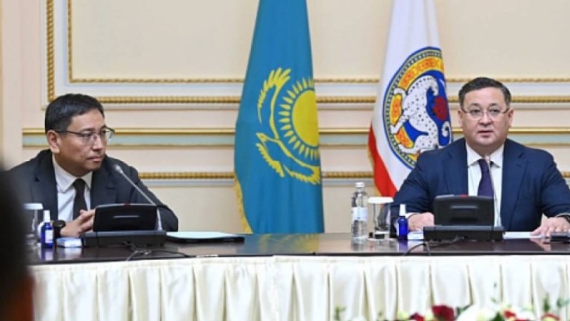 Досаевтың Алматы әкімі болып қайта тағайындалуына 8 депутат қарсы болды