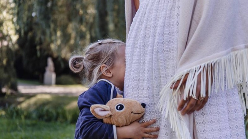 Петропавлда анасы өлімші етіп сабаған үш жасар қыз өлді