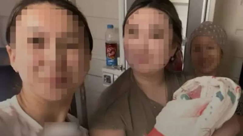 Жезқазғанға кетіп бара жатқан пойызда жолаушы жүкті әйелді босандырып алды