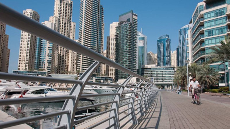 Әлемдегі ең биік ғимаратты Қазақстан туының түсіне бояу кімнің бастамасы?