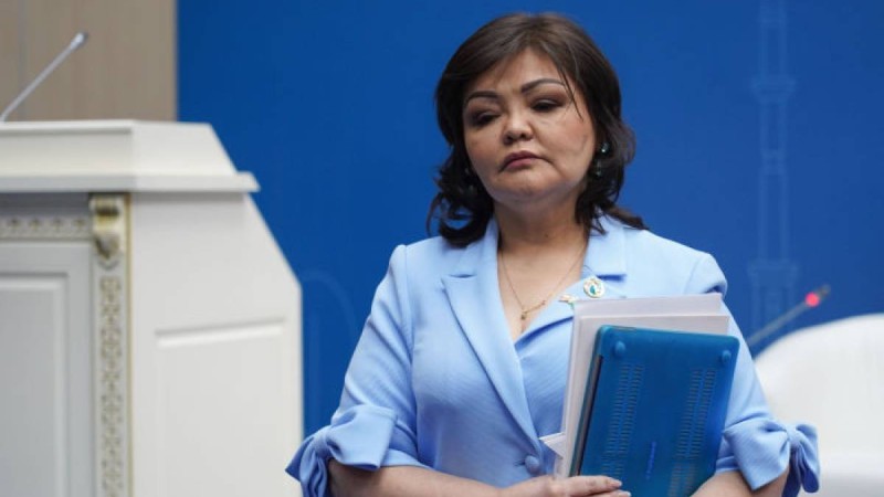 Алматыда белгілі адвокат Омарованың көлігі өртеніп кетті