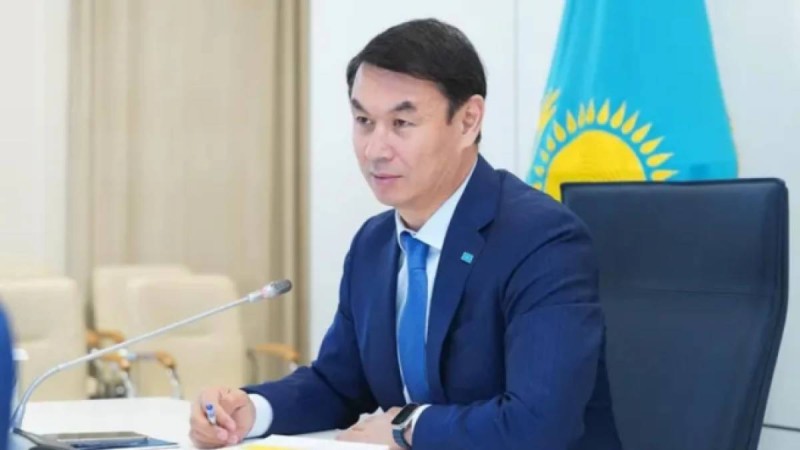 Шаруалар тағзым еткен "хан": Алматының жаңа әкімі Дархан Сатыбалды туралы не білеміз