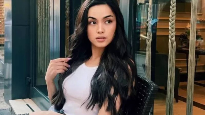 "Санам қорытпай жатыр": Ақбота-Нұр 22 жастағы Ақнәрдің өлімінің шындығын талап етті