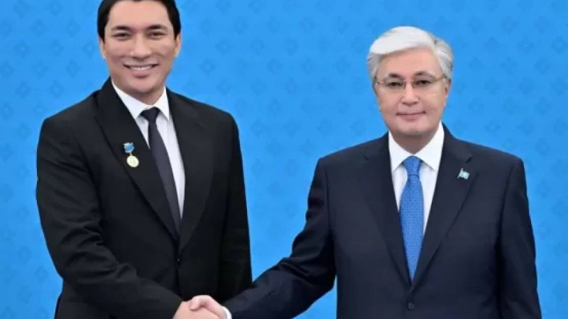 "Тарихи күн": Қазақстанның халық әртісі атанған Әлішер Каримов мәлімдеме жасады