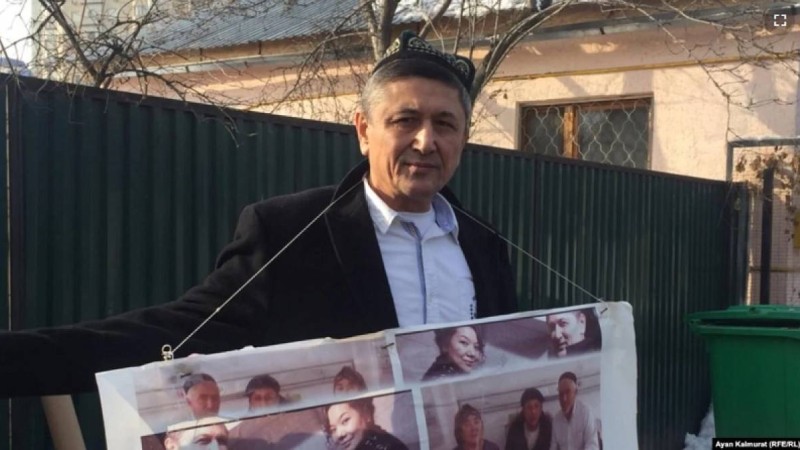 Алматыда Қытай консулдығы алдында пикет өткізіп жүрген тағы бір белсенді қамалды