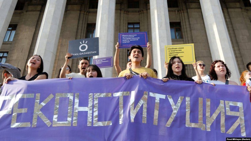 Тіркелмеген "партиялардың" уәделері