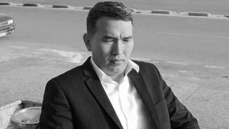 Мысыр елінде Қазақстан елшісінің қызметкері жұмбақ өлімде қайтыс болды
Марқұмның туыстары оның денесі қан болғанын және қолы артқа қайырылғанын айтады