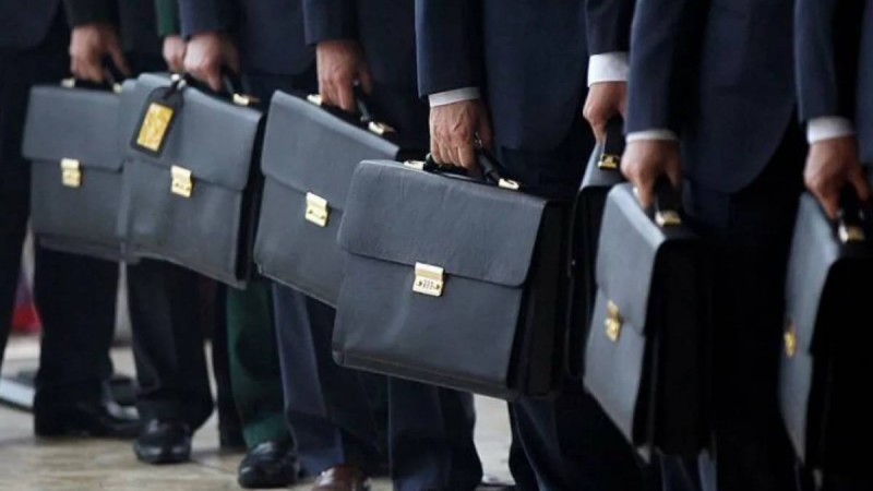 Облыс және ірі қала әкімдерінің барлығы енді міндетін уақытша атқарады - Жарлық