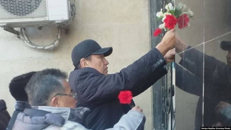 Шымкент белсенділері Желтоқсан және Жаңаөзен оқиғаларын еске алды