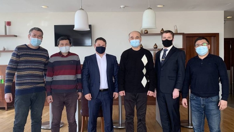 АҚШ Елшілігі мен ЕО Делегациясы Макс Боқаевпен кездесті