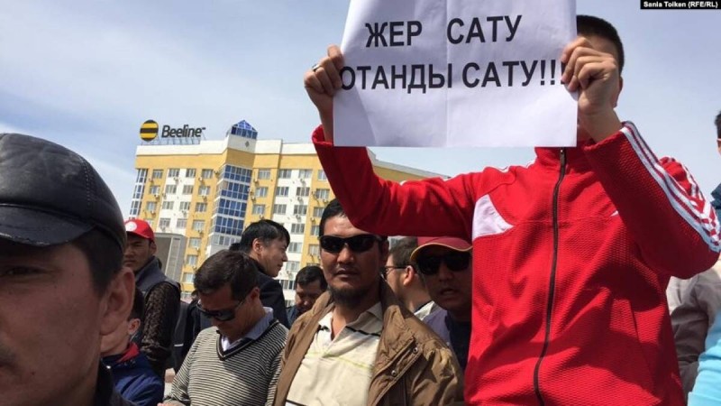 Жер сату? Тоқаевтың бұл тапсырмасы тағы да саяси ойын