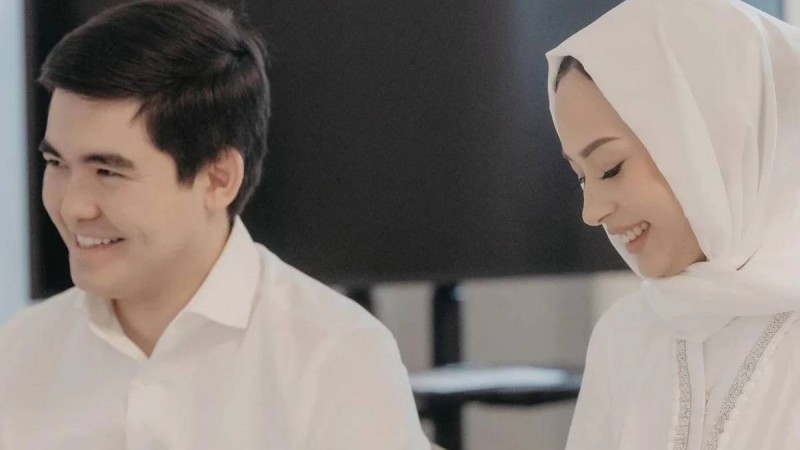 "Ислам дінін қабылдады": Айжан Байзақованың інісі үйленді