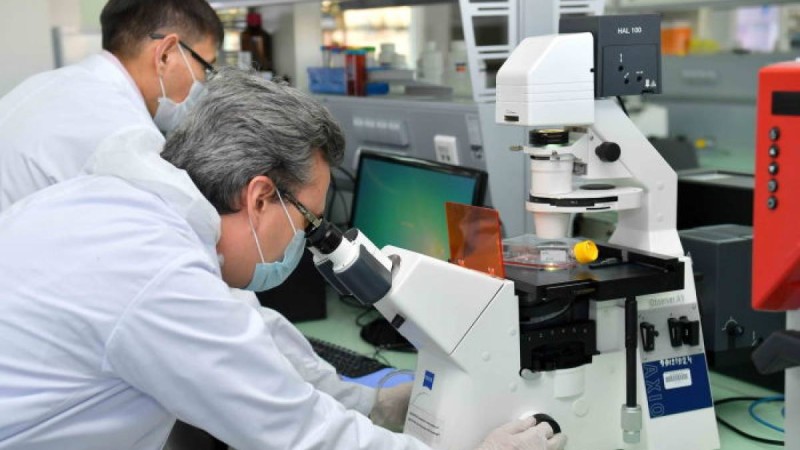 Қазақстан ресми түрде коронавирусқа қарсы вакцина әзірлеушілердің қатарына енді