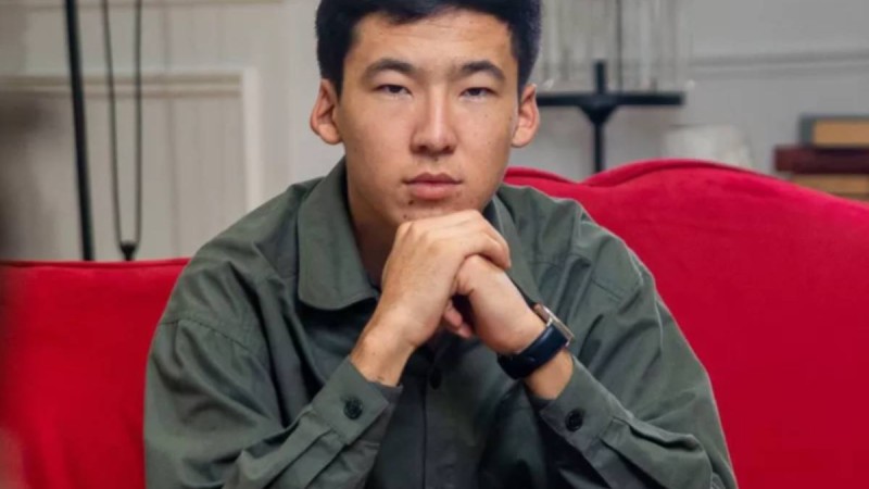 “Үкілі бала ” өзін Нәзиманың кесірінен ажырасып кетіпті” дегендерге жауап берді