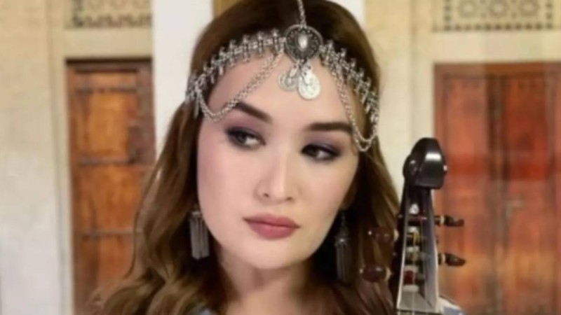 Роза Рымбаеваның келінінің аяғы ауыр ма?