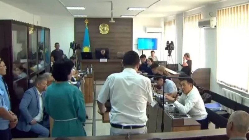 Шерзат Полаттың өлімі: Куәгер балконда тұрып бір топ адамның біреуді аяусыз ұрып жатқанын көрген