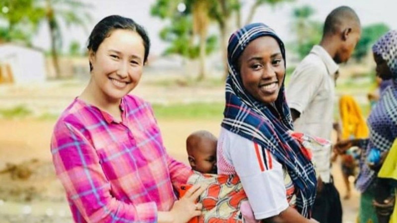 «Ғажайып ел». Африкада қазақ әйелі қалай мұғалім болды