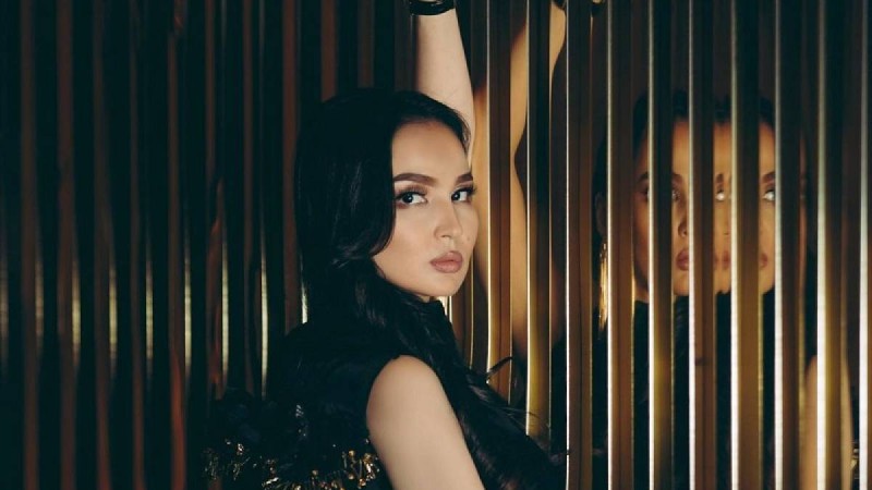 Қайрат Нұртастың анасы: Жұлдыз жерге қарап, сүмірейіп қалған қыз емес. Кіші жүз мықты болады